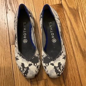 Rothy’s rounded toe flats